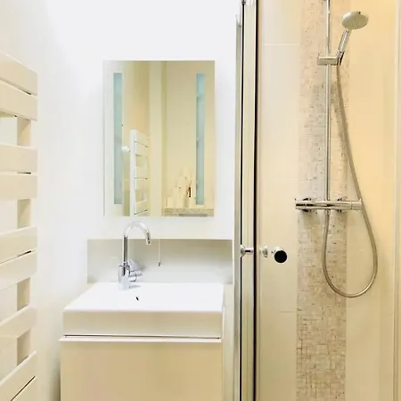 Apartment Zen & Bright Studio • Moulin Rouge - Montmartre *