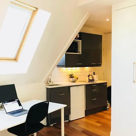 Zen & Bright Studio • Moulin Rouge - Montmartre Apartment *